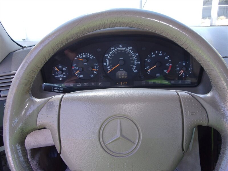 1998 Mercedes-Benz SL-Class SL 500 photo 12