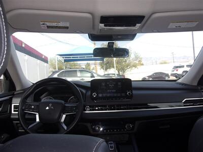 2024 Mitsubishi Outlander SE   - Photo 12 - Tucson, AZ 85716