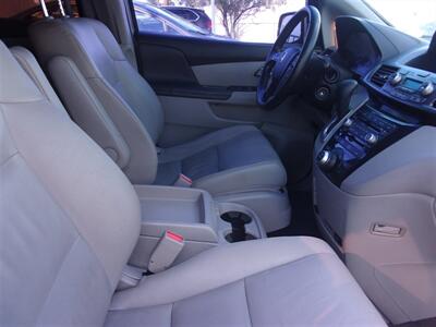 2012 Honda Odyssey Touring   - Photo 18 - Tucson, AZ 85716