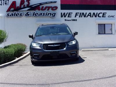 2021 Chrysler Pacifica Hybrid Touring L   - Photo 3 - Tucson, AZ 85716