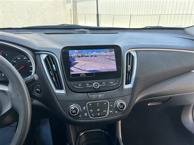 2025 Chevrolet Malibu LT   - Photo 9 - Tucson, AZ 85716