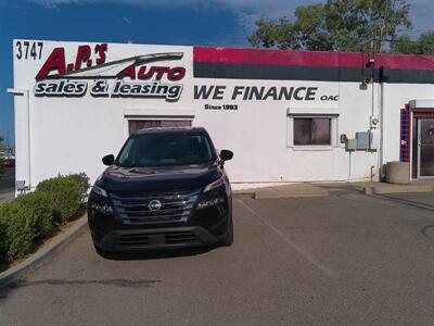 2025 Nissan Rogue SV   - Photo 2 - Tucson, AZ 85716