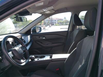 2025 Nissan Rogue SV   - Photo 14 - Tucson, AZ 85716