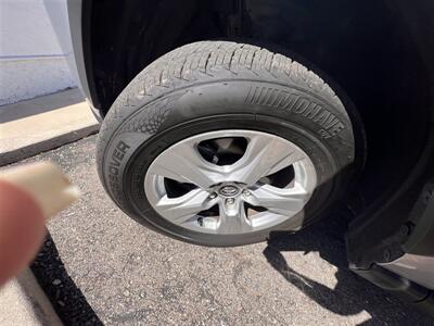 2024 Toyota RAV4 XLE   - Photo 20 - Tucson, AZ 85716