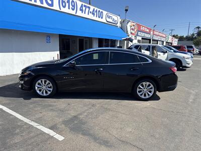 2020 Chevrolet Malibu LT - Photo 2 -