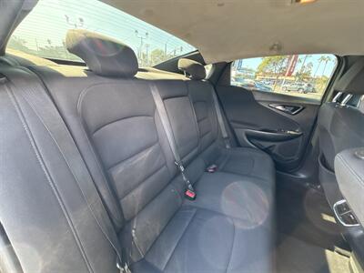2020 Chevrolet Malibu LT - Photo 13 -