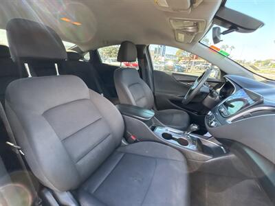 2020 Chevrolet Malibu LT - Photo 12 -