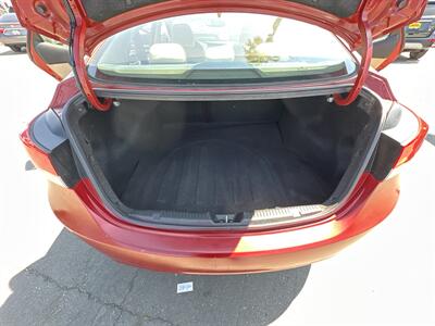 2012 Hyundai ELANTRA GLS   - Photo 10 - National City, CA 91950