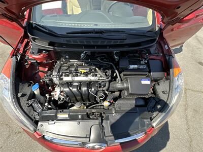2012 Hyundai ELANTRA GLS   - Photo 14 - National City, CA 91950