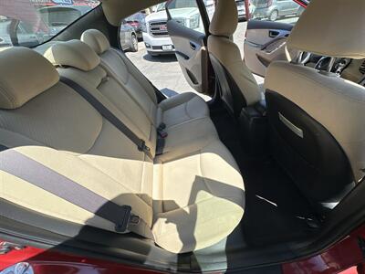 2012 Hyundai ELANTRA GLS   - Photo 9 - National City, CA 91950
