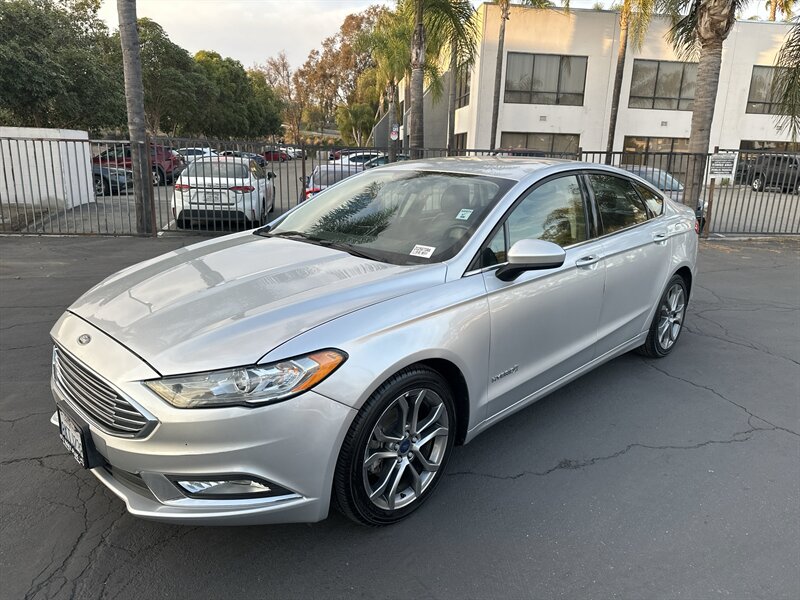 2017 Ford Fusion Hybrid SE
