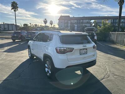 2019 Jeep Compass Latitude   - Photo 3 - 