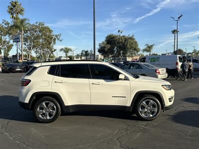 2019 Jeep Compass Latitude   - Photo 3 - 
