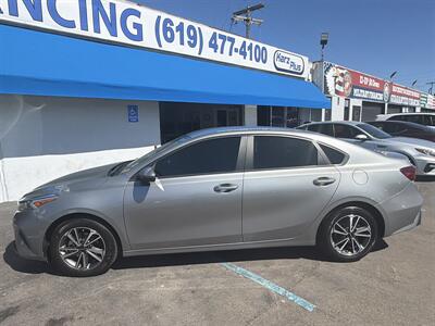 2022 Kia Forte LXS - Photo 2 - National City, CA 91950