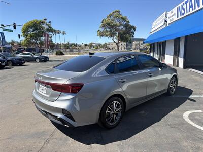 2022 Kia Forte LXS - Photo 5 - National City, CA 91950