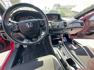 2016 Honda Accord Sport   - Photo 14 - 