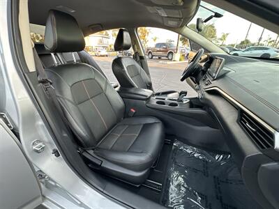 2019 Nissan Altima 2.5 SR   - Photo 9 - National City, CA 91950