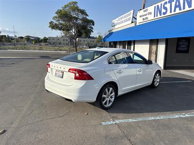 2016 Volvo S60 T5 Drive-E Premier   - Photo 4 - 