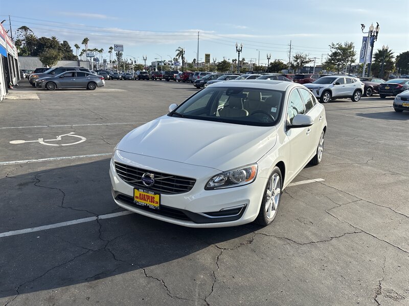 White 2016 Volvo S60 T5 Premier Drive-E Sedan Front-Wheel Drive 8-Speed Automatic