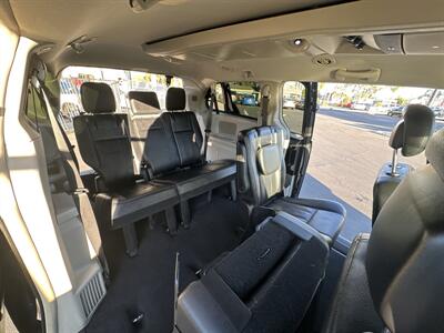 2014 Chrysler Town & Country Touring - Photo 11 -