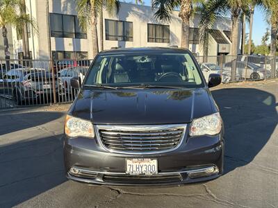 2014 Chrysler Town & Country Touring - Photo 2 -