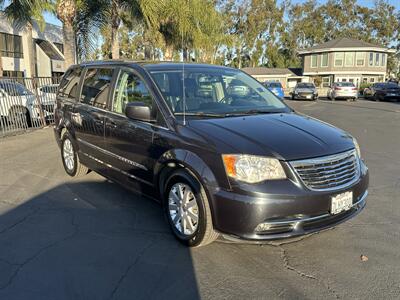 2014 Chrysler Town & Country Touring - Photo 3 -