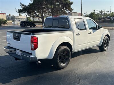 2018 Nissan Frontier SV   - Photo 5 - National City, CA 91950