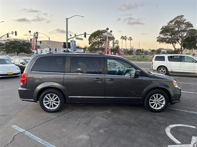 2019 Dodge Grand Caravan SXT - Photo 6 - National City, CA 91950