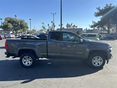 2015 Chevrolet Colorado LT   - Photo 4 - 