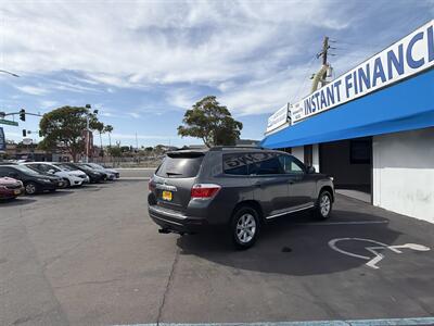 2013 Toyota Highlander Plus   - Photo 5 - National City, CA 91950