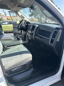 2017 RAM 2500 Tradesman   - Photo 6 - 