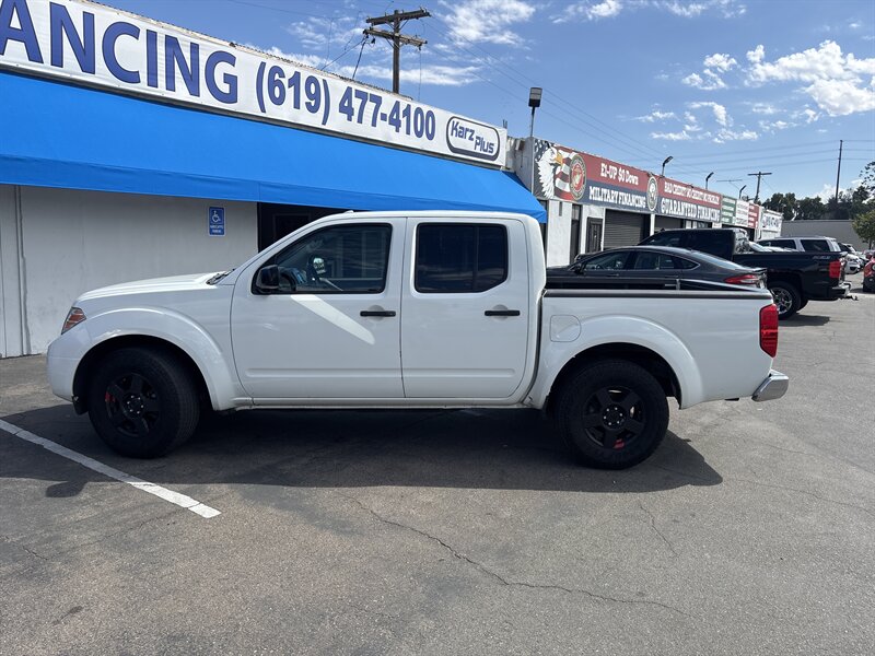 2018 Nissan Frontier S photo 2