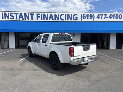 2018 Nissan Frontier S   - Photo 3 - 