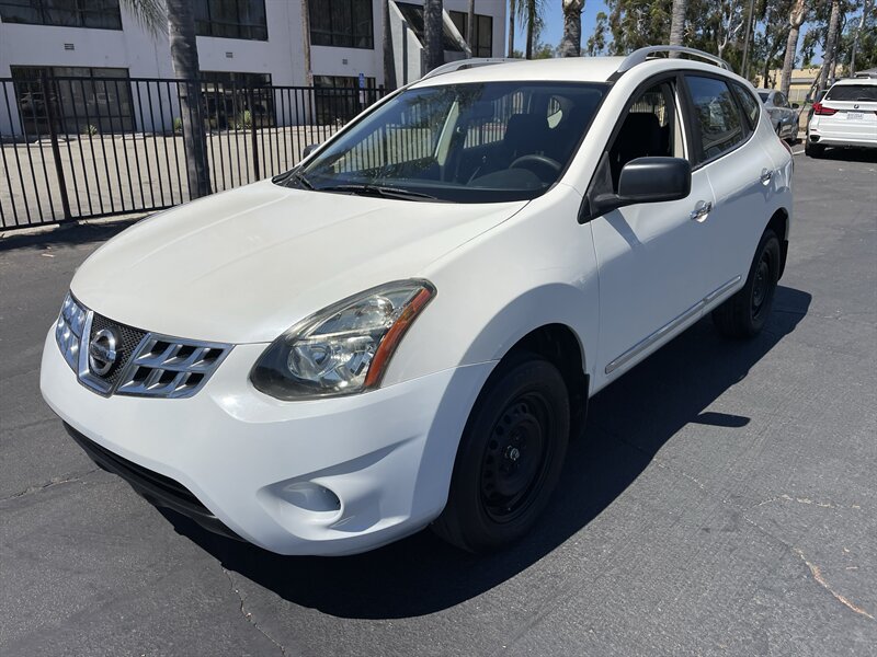 2015 Nissan Rogue Select S FWD's photo