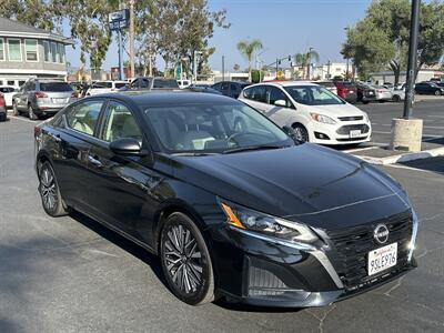 2025 Nissan Altima 2.5 SV   - Photo 3 - 