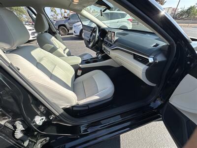 2025 Nissan Altima 2.5 SV   - Photo 9 - 