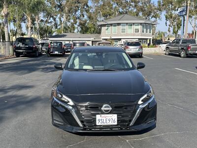 2025 Nissan Altima 2.5 SV   - Photo 2 - 