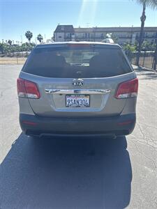 2013 Kia Sorento LX - Photo 5 -