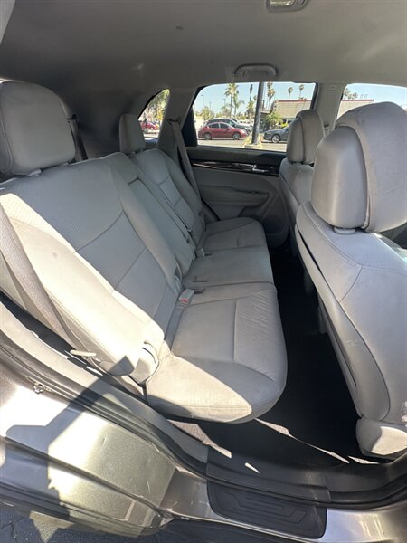 2013 Kia Sorento LX - Photo 10