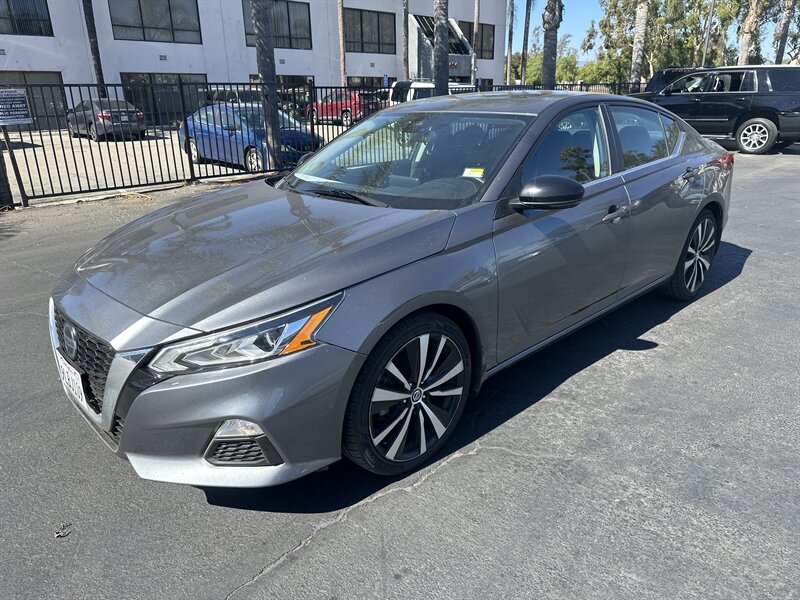 2021 Nissan Altima 2.5 SR  