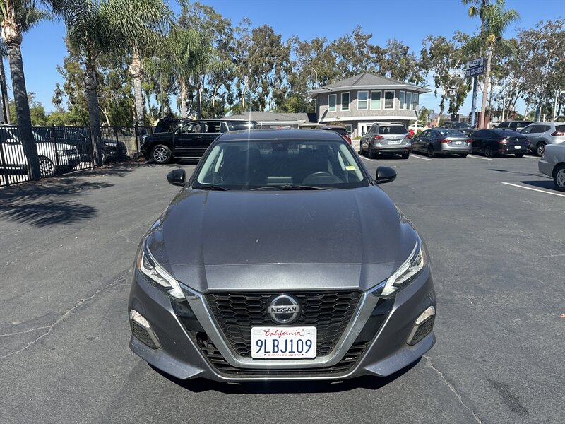 2021 Nissan Altima 2.5 SR  