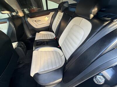 2012 Volkswagen CC Lux Limited PZEV   - Photo 12 - 