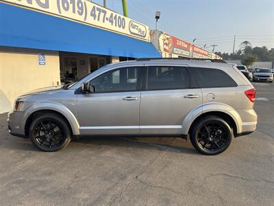 2018 Dodge Journey SXT - Photo 2 - National City, CA 91950