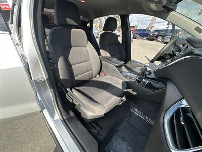 2019 Chevrolet Malibu LT - Photo 7 -