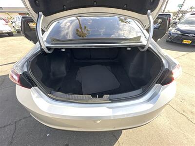 2019 Chevrolet Malibu LT - Photo 10 -