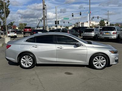 2019 Chevrolet Malibu LT - Photo 3 -