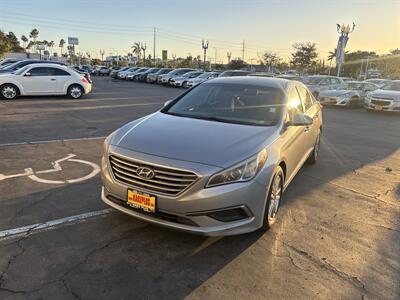 2016 Hyundai SONATA   - Photo 1 - 