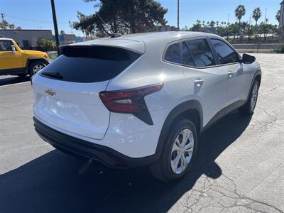 2024 Chevrolet Trax LS   - Photo 5 - National City, CA 91950