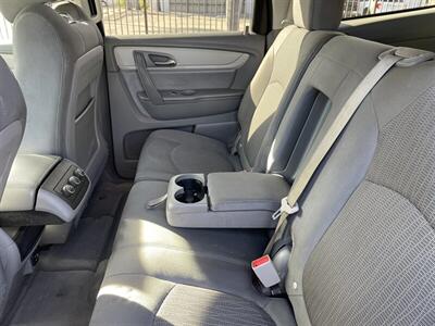 2017 Chevrolet Traverse LS   - Photo 10 - 