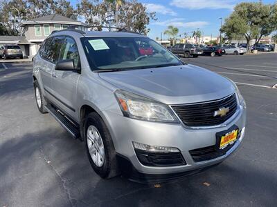 2017 Chevrolet Traverse LS   - Photo 7 - 